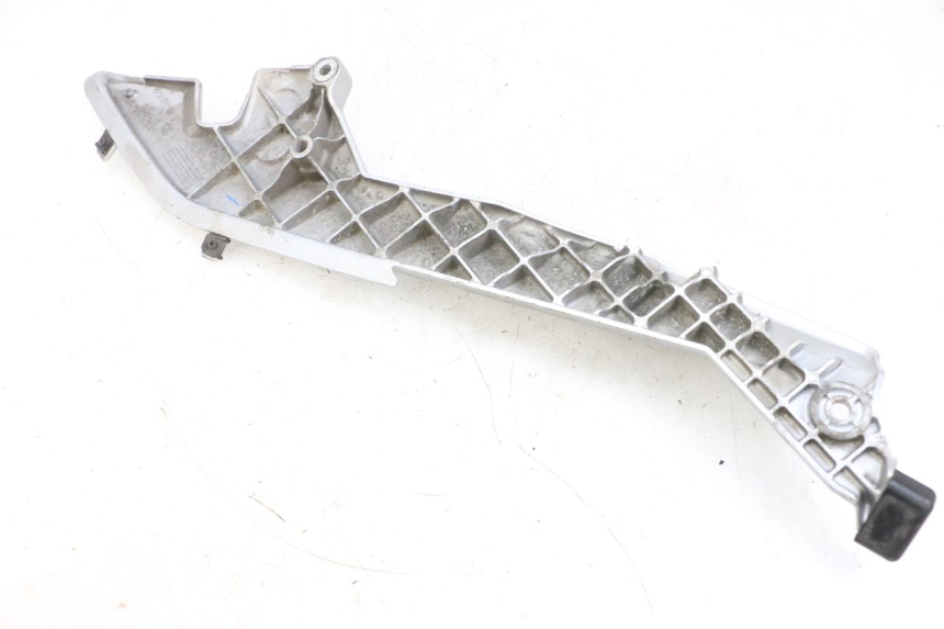 photo de PLATINE CALE PIED AVANT GAUCHE BMW R RT ABS 1200 (2010 - 2014) - Points de fixation