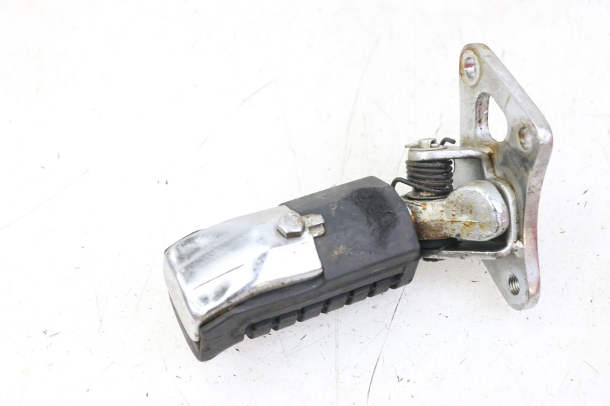 photo de PLATINE CALE PIED AVANT GAUCHE REGAL RAPTOR RAXTER 2 125 (2007 - 2015) - Zoom état d’usage