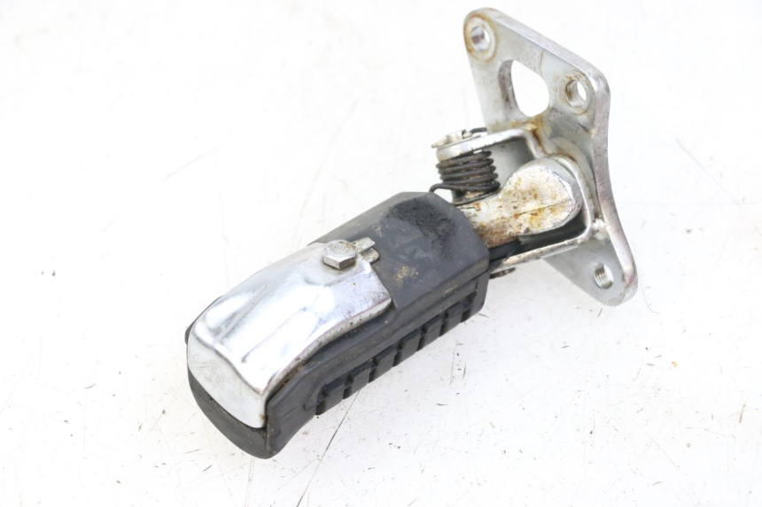 photo de PLATINE CALE PIED AVANT GAUCHE REGAL RAPTOR RAXTER 2 125 (2007 - 2015) - Vue d’ensemble