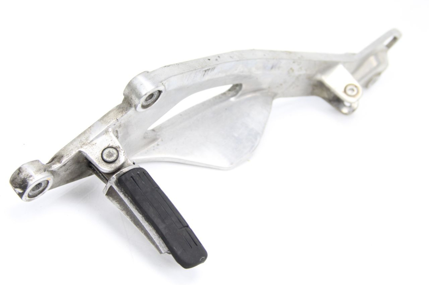 photo de PLATINE CALE PIED AVANT GAUCHE YAMAHA TDM ABS 900 (2002 - 2014) - Vue principale