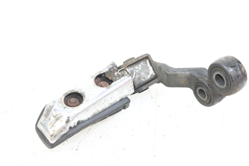 photo de PLATINE CALE PIED AVANT GAUCHE YAMAHA XJ F 900 (1983 - 1994) - Zoom état d’usage