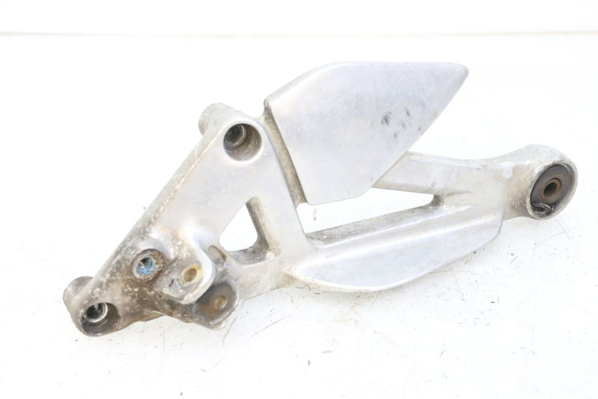 photo de PLATINE CALE PIED AVANT GAUCHE YAMAHA XJN DIVERSION 600 (2000 - 2003) - Vue principale