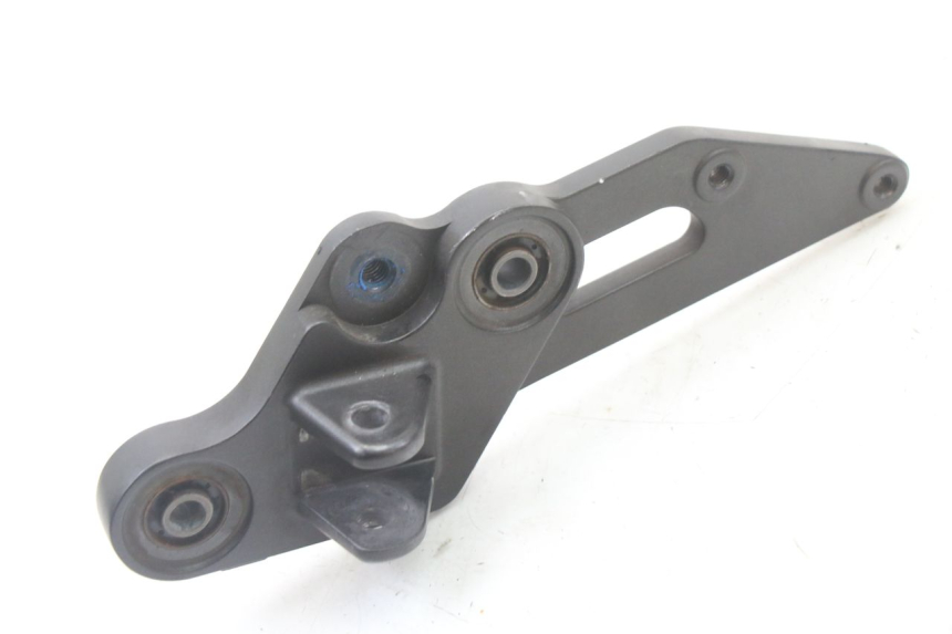 photo de PLATINE CALE PIED AVANT GAUCHE YAMAHA TRACER 7 700 (2020 - 2024) - Vue principale