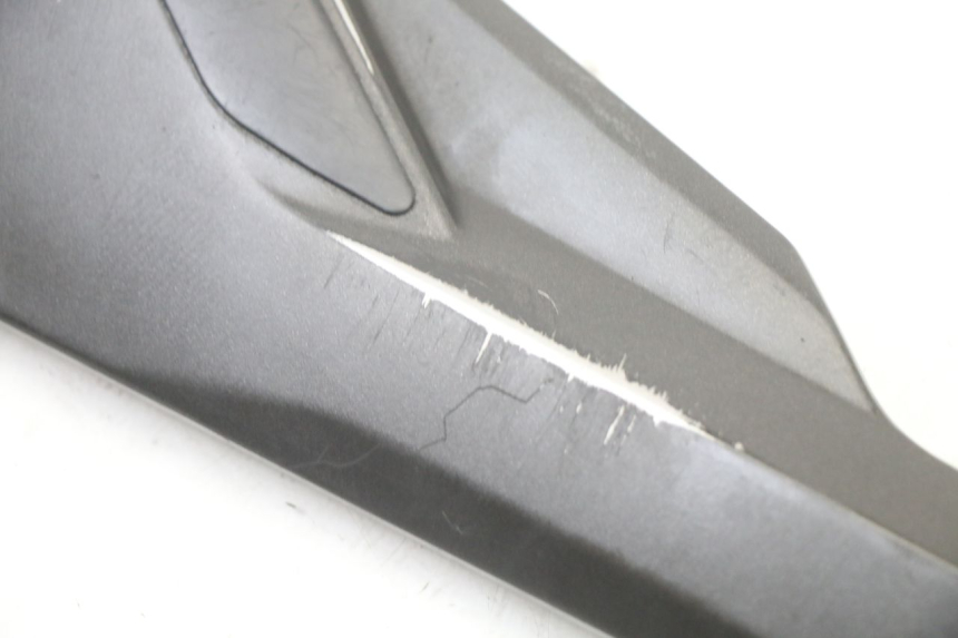 photo de PLATINE CALE PIED AVANT GAUCHE YAMAHA XJ6 600 (2008 - 2016) - Autre angle de vue