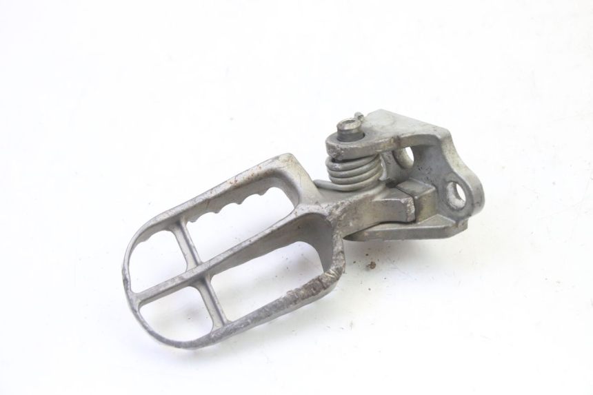 photo de PLATINE CALE PIED AVANT GAUCHE YAMAHA YZF YZ-F 450 (2014 - 2016) - Gros plan technique