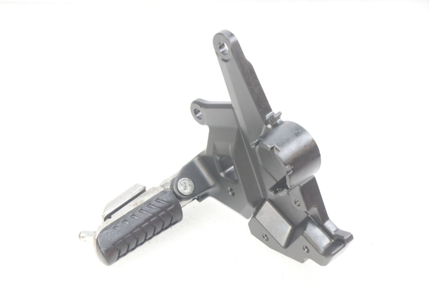 photo de PLATINE CALE PIED AVANT GAUCHE KAWASAKI Z 650 (2016 - 2019) - Vue principale