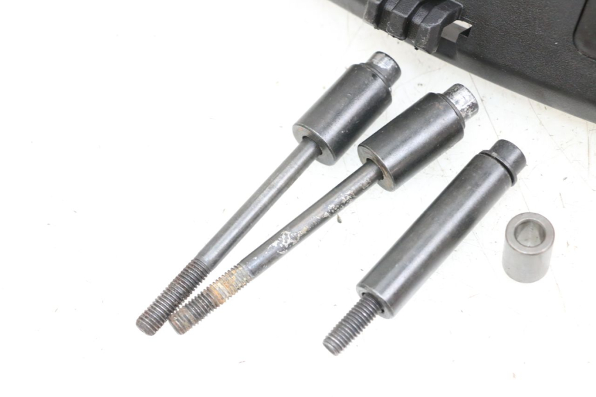 photo de PLATINE TOP CASE KYMCO DINK STREET 125 (2009 - 2014) - Vue d’ensemble