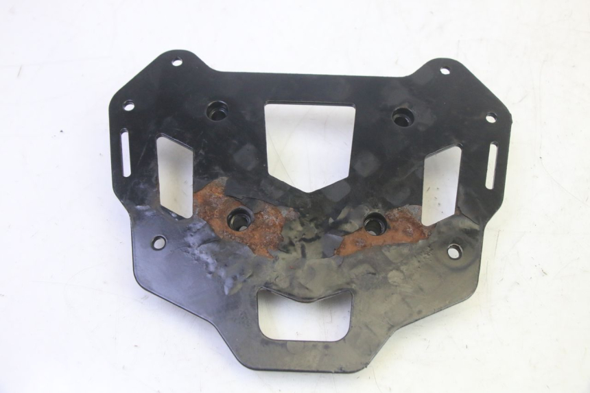 photo de PLATINE TOP CASE PIAGGIO MP3 HPE 350 (2018 - 2020) - Détail de la pièce