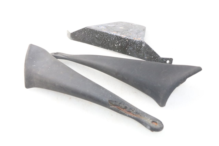 photo de PLATINE TOP CASE PIAGGIO SKIPPER 125 (2000 - 2004) - Détail de la pièce