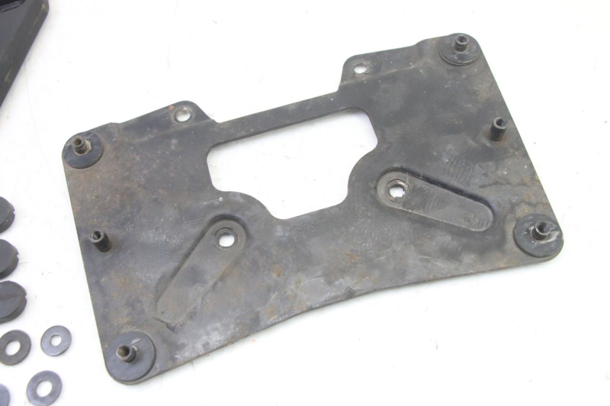 photo de PLATINE TOP CASE HONDA ST PAN EUROPEAN 1300 (2002 - 2013) - Vue d’ensemble