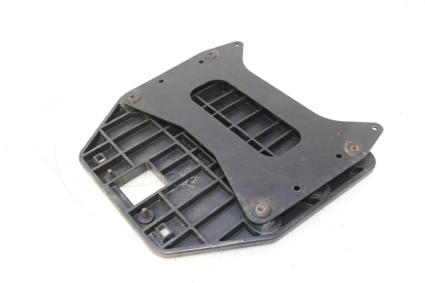 photo de PLATINE TOP CASE HONDA XLV VARADERO 125 (2007 - 2012) - Autre angle de vue
