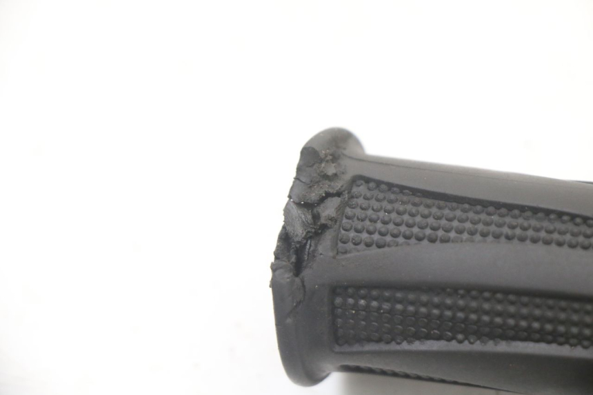 photo de POIGNEE ACCELERATEUR APRILIA ATLANTIC 125 (2003 - 2009) - Points de fixation