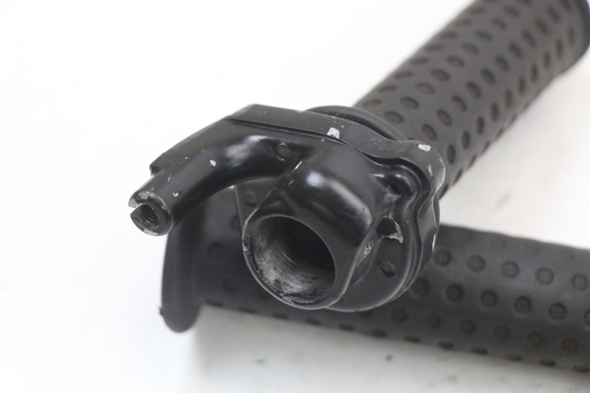 photo de POIGNEE ACCELERATEUR APRILIA SR MOTARD 50 (2012 - 2018) - Zoom état d’usage