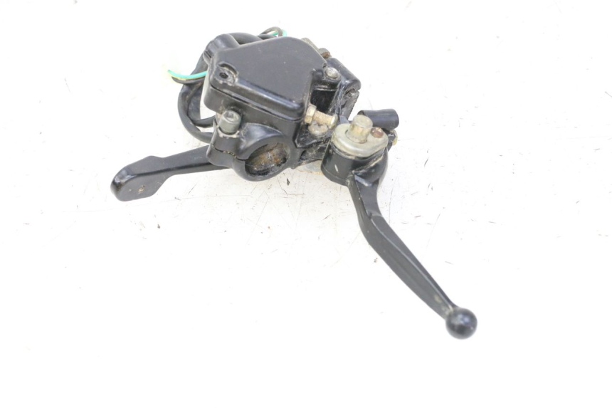 photo de POIGNEE ACCELERATEUR KEROX BAZOOKA 110 - Autre angle de vue