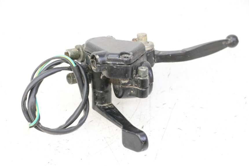 photo de POIGNEE ACCELERATEUR KEROX BAZOOKA 110 - Gros plan technique