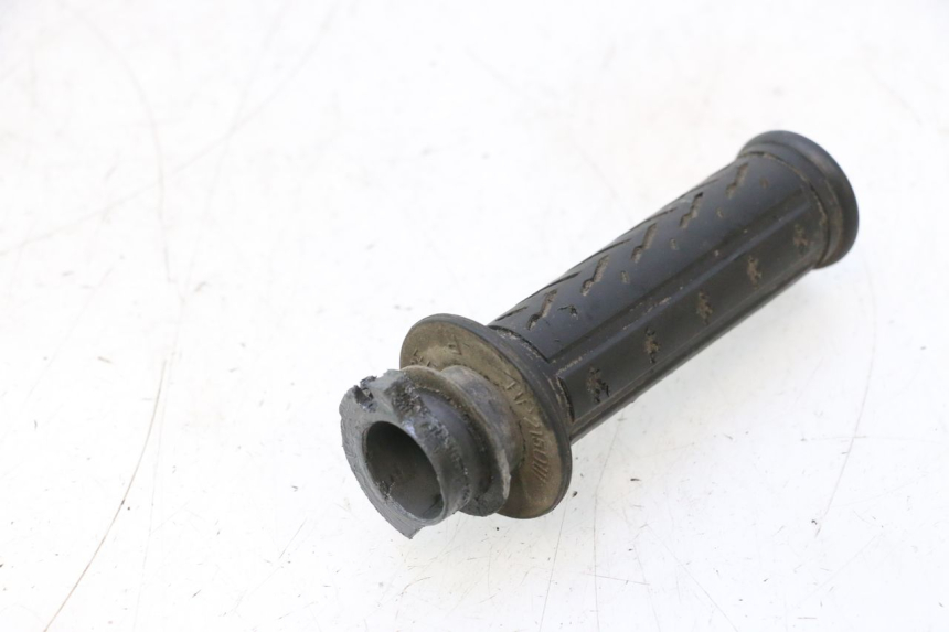 photo de POIGNEE ACCELERATEUR MBK BOOSTER SPIRIT 50 (1999 - 2003) - État de surface