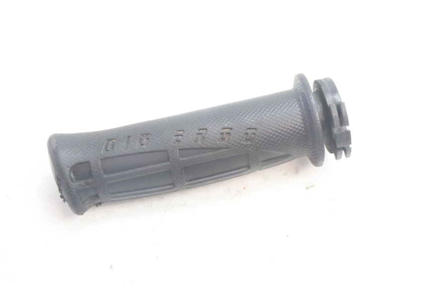 photo de POIGNEE ACCELERATEUR YAMAHA BW'S BWS 125 (2010 - 2013) - Zoom état d’usage