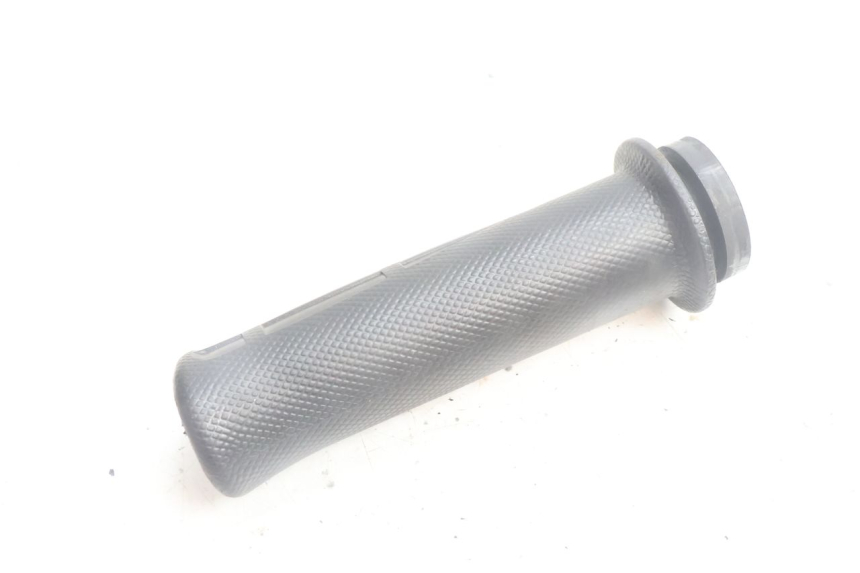 photo de POIGNEE ACCELERATEUR YAMAHA BW'S BWS 125 (2010 - 2013) - Autre angle de vue