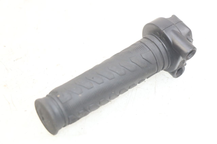 photo de POIGNEE ACCELERATEUR YAMAHA BW'S EASY 50 (2013 - 2016) - Zoom état d’usage