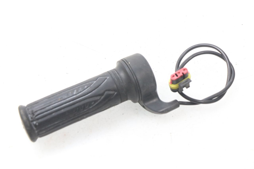 photo de POIGNEE ACCELERATEUR ERIDER CARGO 1 (2009 - 2018) - Vue principale