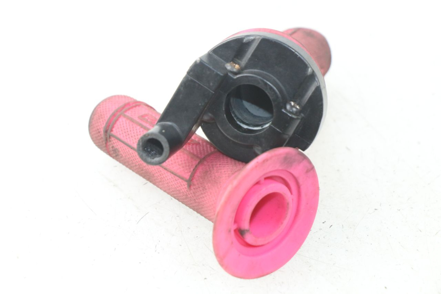 photo de POIGNEE ACCELERATEUR CCR DIRT BIKE 125 - Détail de la pièce