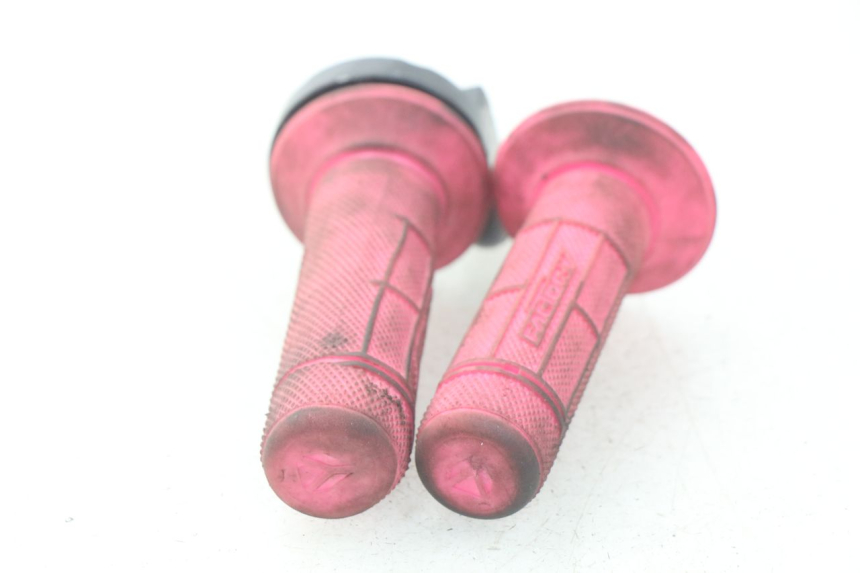 photo de POIGNEE ACCELERATEUR CCR DIRT BIKE 125 - Autre angle de vue