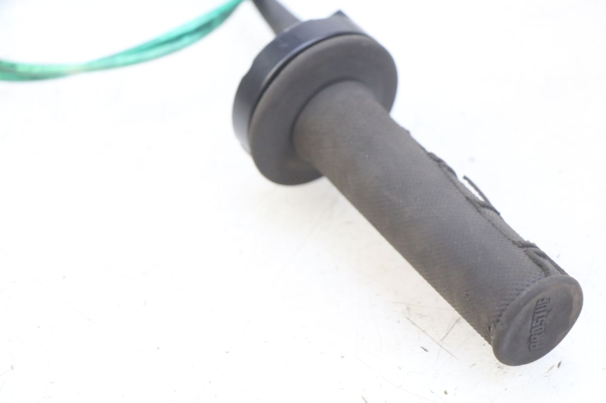 photo de POIGNEE ACCELERATEUR APOLLO DIRT BIKE 125 (2010 - 2018) - Détail de la pièce