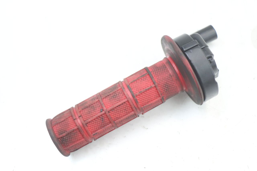 photo de POIGNEE ACCELERATEUR RSR DIRT BIKE 150 - Gros plan technique