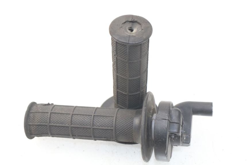 photo de POIGNEE ACCELERATEUR LIFAN DIRTBIKE 50 - Vue principale