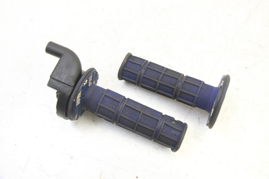 photo de POIGNEE ACCELERATEUR BSE DIRTBIKE PH10L 125 - Vue principale