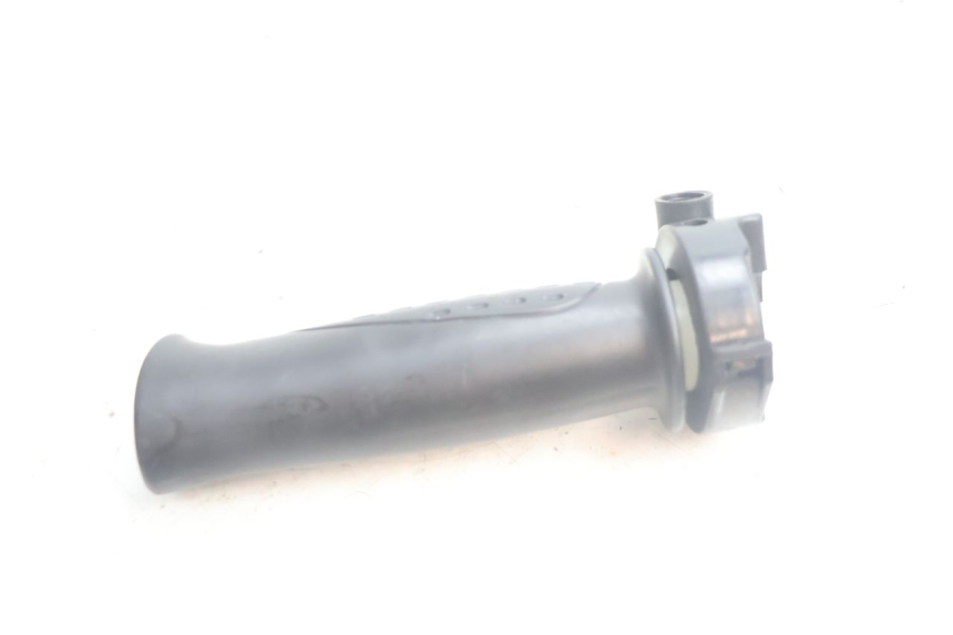 photo de POIGNEE ACCELERATEUR CF MOTO E-CHARM 125 (2005 - 2008) - Zoom état d’usage