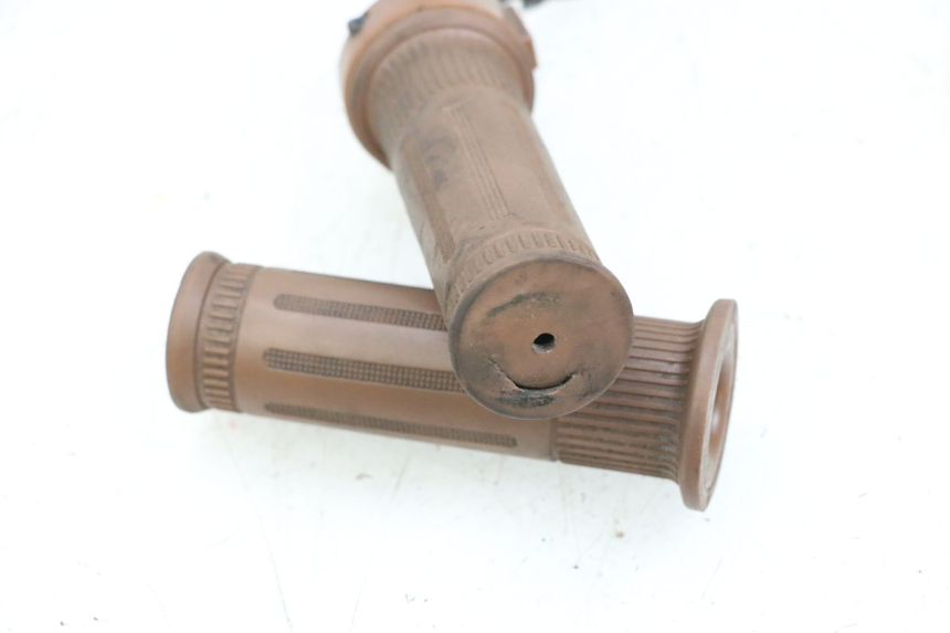 photo de POIGNEE ACCELERATEUR SEGWAY NINEBOT E125S 1 (2022 - 2026) - Détail de la pièce