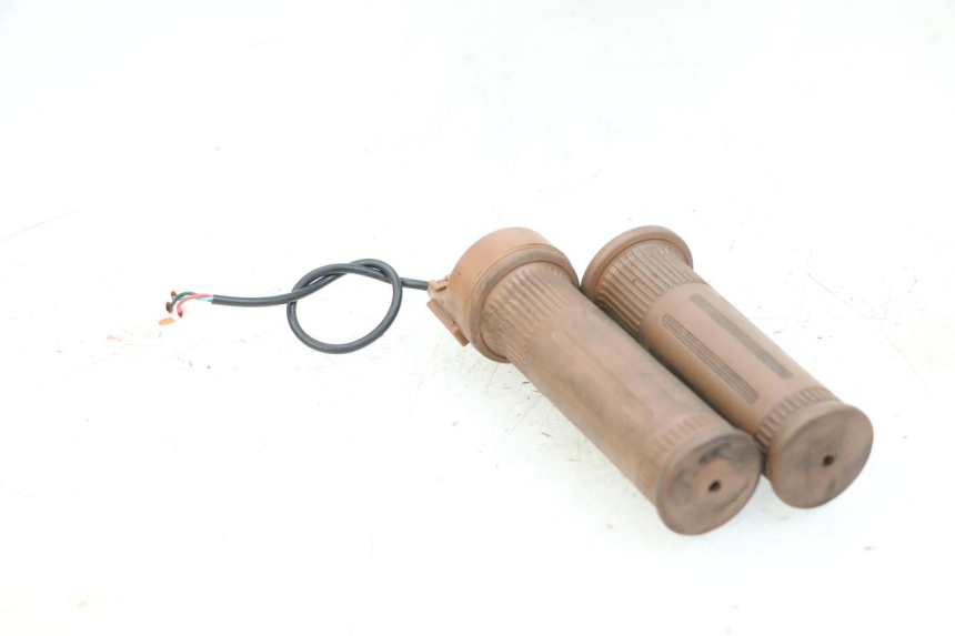 photo de POIGNEE ACCELERATEUR SEGWAY NINEBOT E125S 1 (2022 - 2026) - Zoom état d’usage