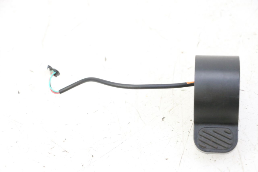 photo de POIGNEE ACCELERATEUR SEGWAY NINEBOT E2 1 - Vue principale