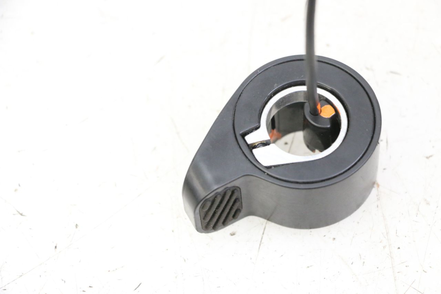 photo de POIGNEE ACCELERATEUR SEGWAY NINEBOT E2 1 - Zoom état d’usage