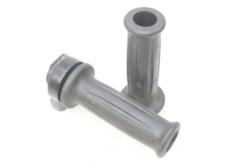 photo de POIGNEE ACCELERATEUR YAMAHA D'ELIGHT DELIGHT 115 (2013 - 2017) - Vue principale