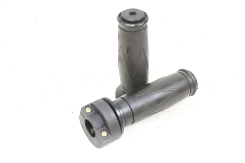 photo de POIGNEE ACCELERATEUR BTC FELICE SPORT 50 - Vue principale