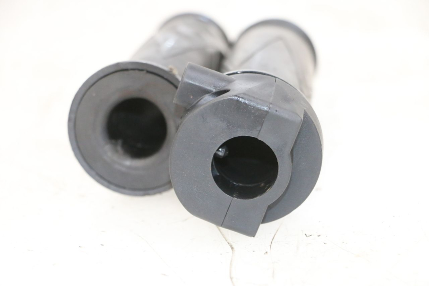 photo de POIGNEE ACCELERATEUR BTC FELICE SPORT 50 - Autre angle de vue