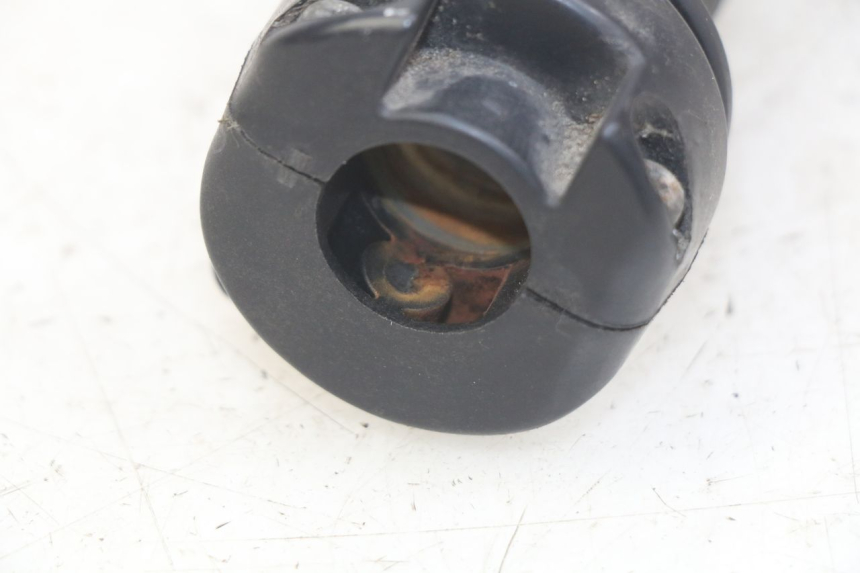 photo de POIGNEE ACCELERATEUR HONDA FES PANTHEON 2T 125 (1998 - 2002) - Gros plan technique