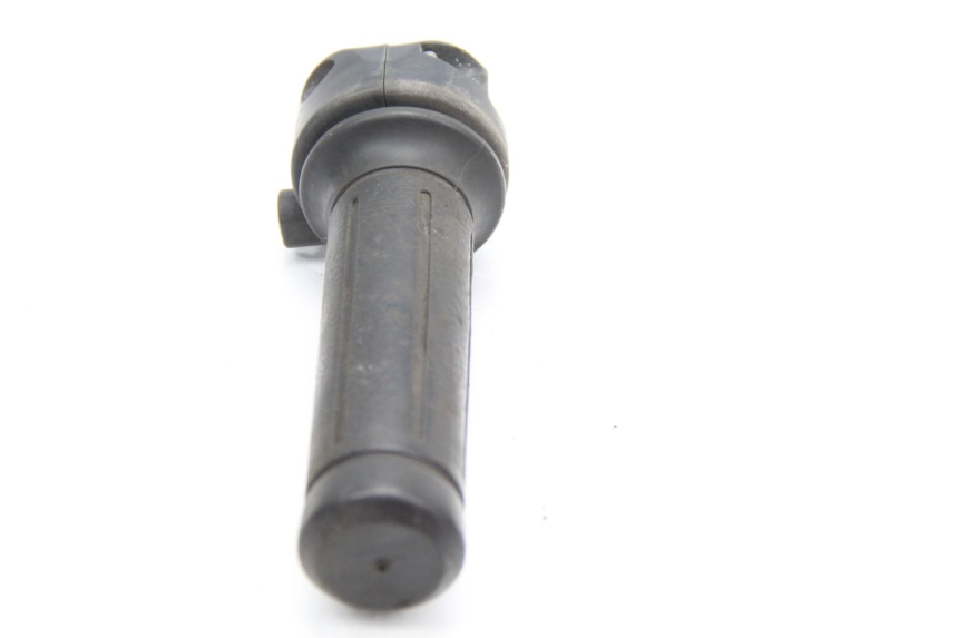 photo de POIGNEE ACCELERATEUR HONDA FES PANTHEON 125 (2003 - 2007) - Détail de la pièce