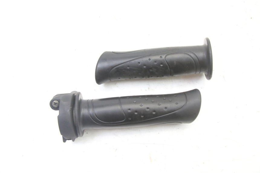 photo de POIGNEE ACCELERATEUR SYM FIDDLE 2 S 125 (2012 - 2014) - Détail de la pièce