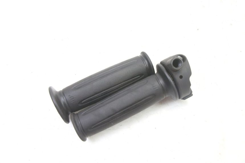 photo de POIGNEE ACCELERATEUR SYM FIDDLE 3 III 125 (2014 - 2020) - Autre angle de vue