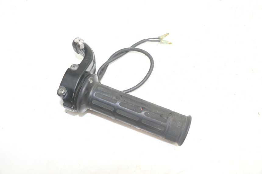 photo de POIGNEE ACCELERATEUR YAMAHA FJR 1300 (2001 - 2005) - Détail de la pièce