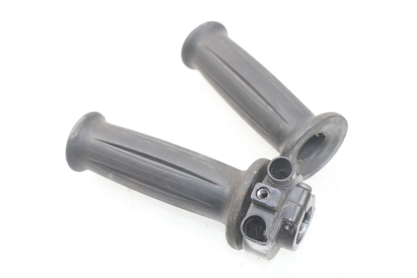 photo de POIGNEE ACCELERATEUR MBK FLIPPER 115 (2013 - 2017) - Détail de la pièce