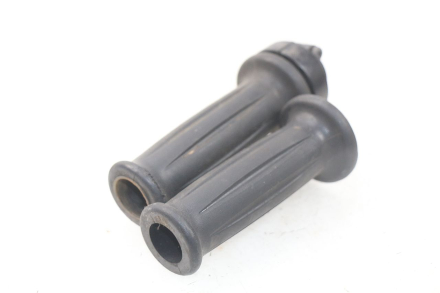 photo de POIGNEE ACCELERATEUR MBK FLIPPER 115 (2013 - 2017) - Zoom état d’usage