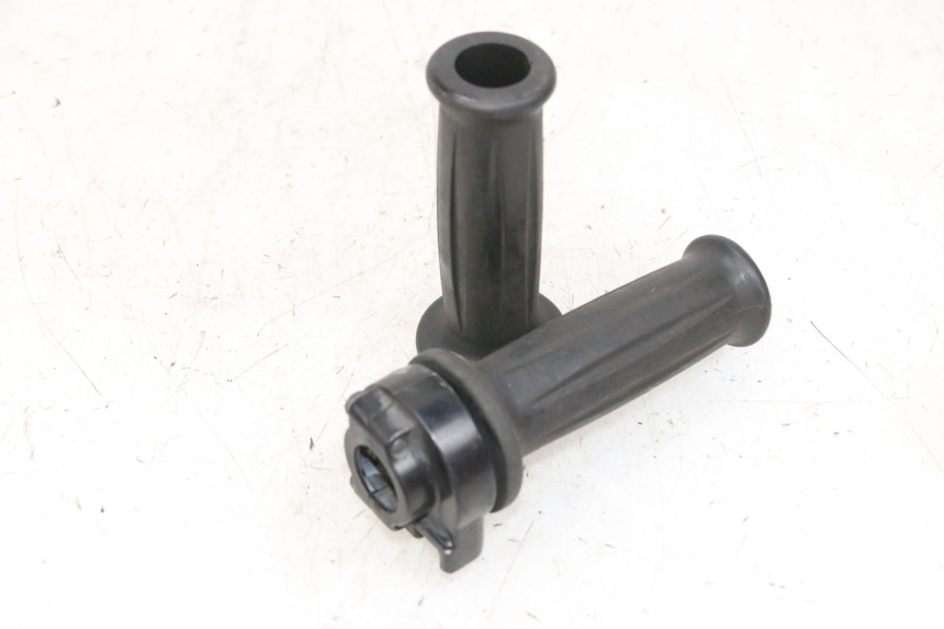 photo de POIGNEE ACCELERATEUR MBK FLIPPER 115 (2013 - 2017) - Vue principale