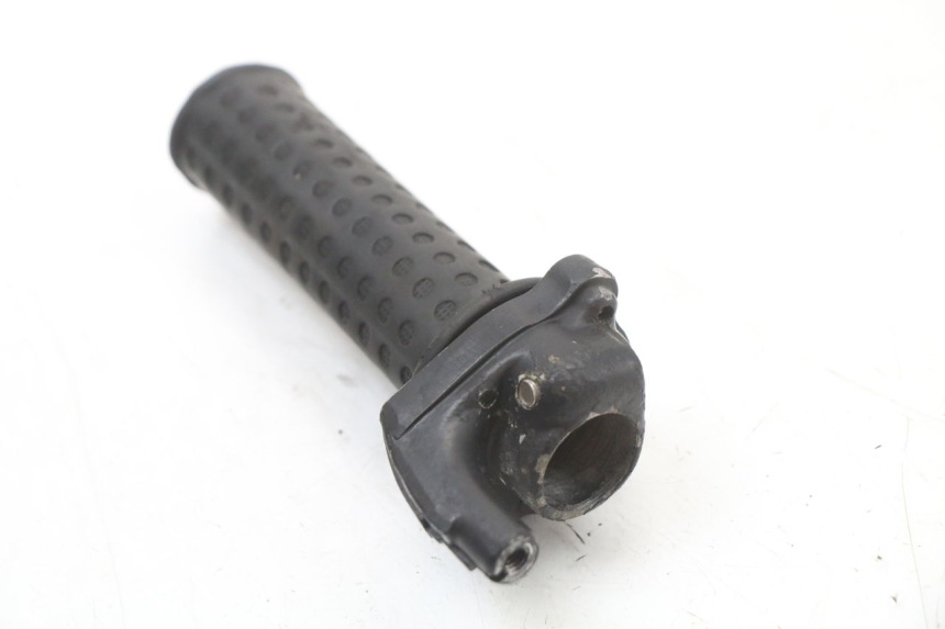 photo de POIGNEE ACCELERATEUR PIAGGIO FLY 2T 50 (2004 - 2017) - Détail de la pièce