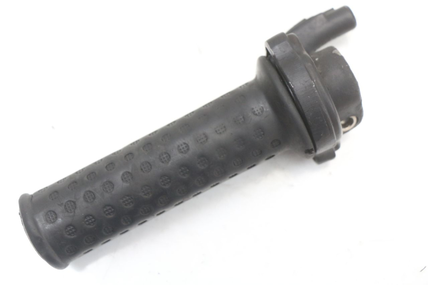 photo de POIGNEE ACCELERATEUR PIAGGIO FLY 2T 50 (2004 - 2017) - Autre angle de vue