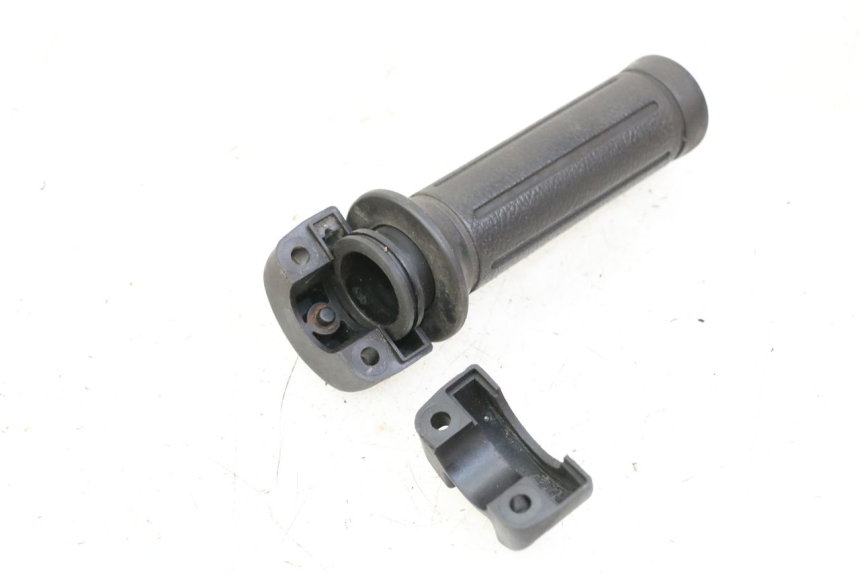 photo de POIGNEE ACCELERATEUR HONDA PES PS I 125 (2006 - 2012) - Zoom état d’usage