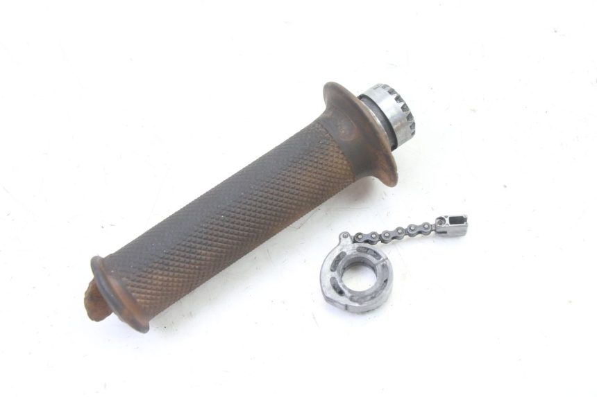 photo de POIGNEE ACCELERATEUR BMW K 75 RT 750 (1989 - 1997) - Gros plan technique